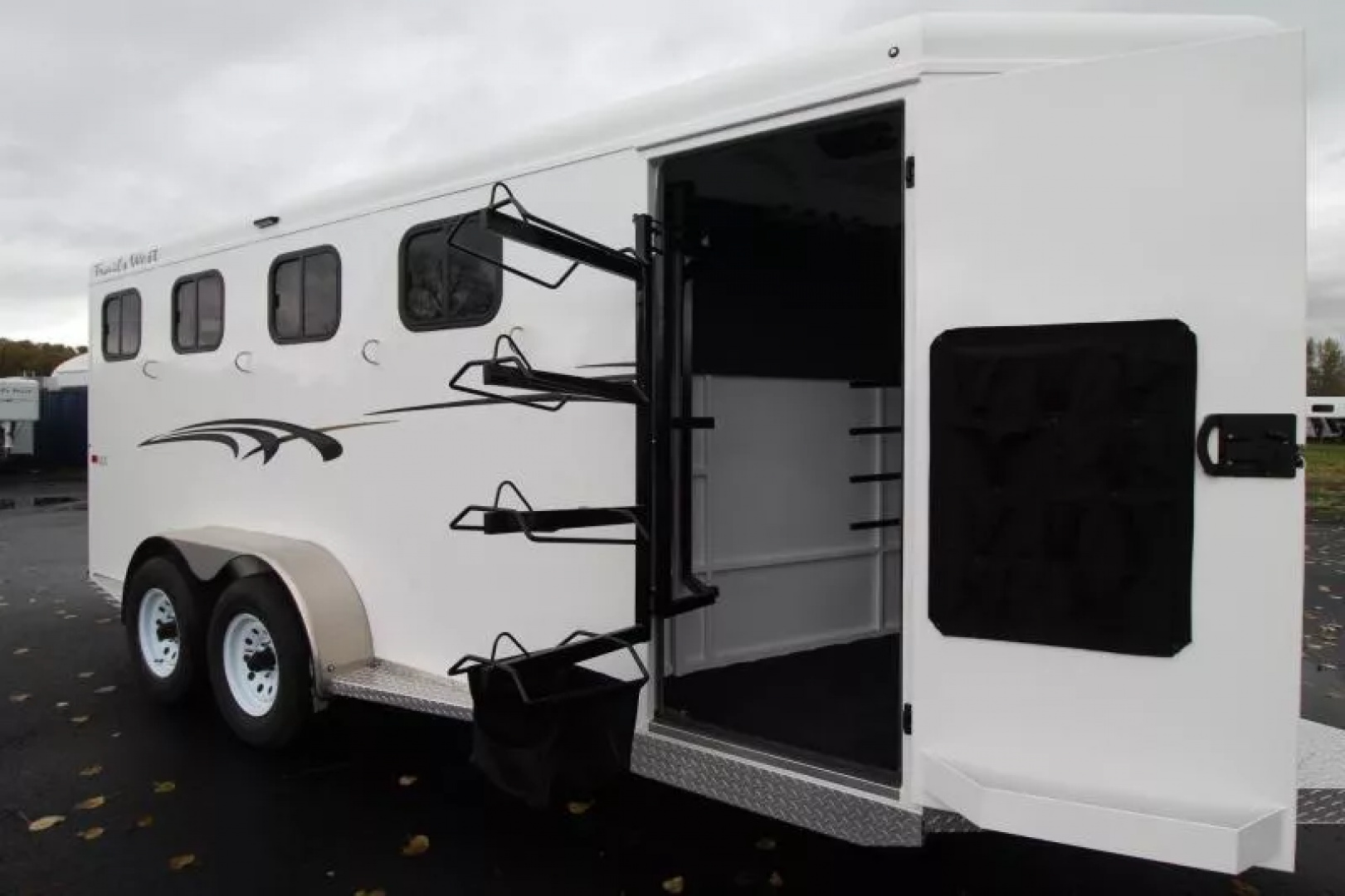 New 2026 Trails West Adventure MX II 4 Horse Trailer - Swing Out Saddle Rack