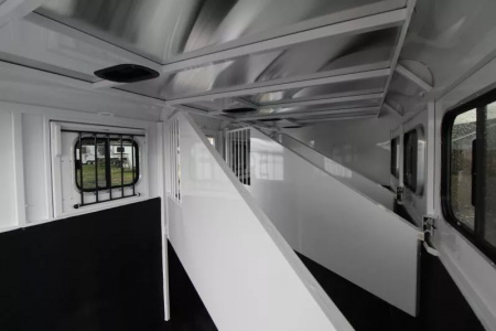 New 2026 Trails West Adventure MX II 4 Horse Trailer - Swing Out Saddle Rack