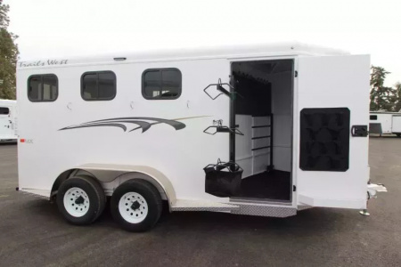 New 2026 Trails West Adventure MX II 3 Horse Trailer - Swing Out Saddle Rack