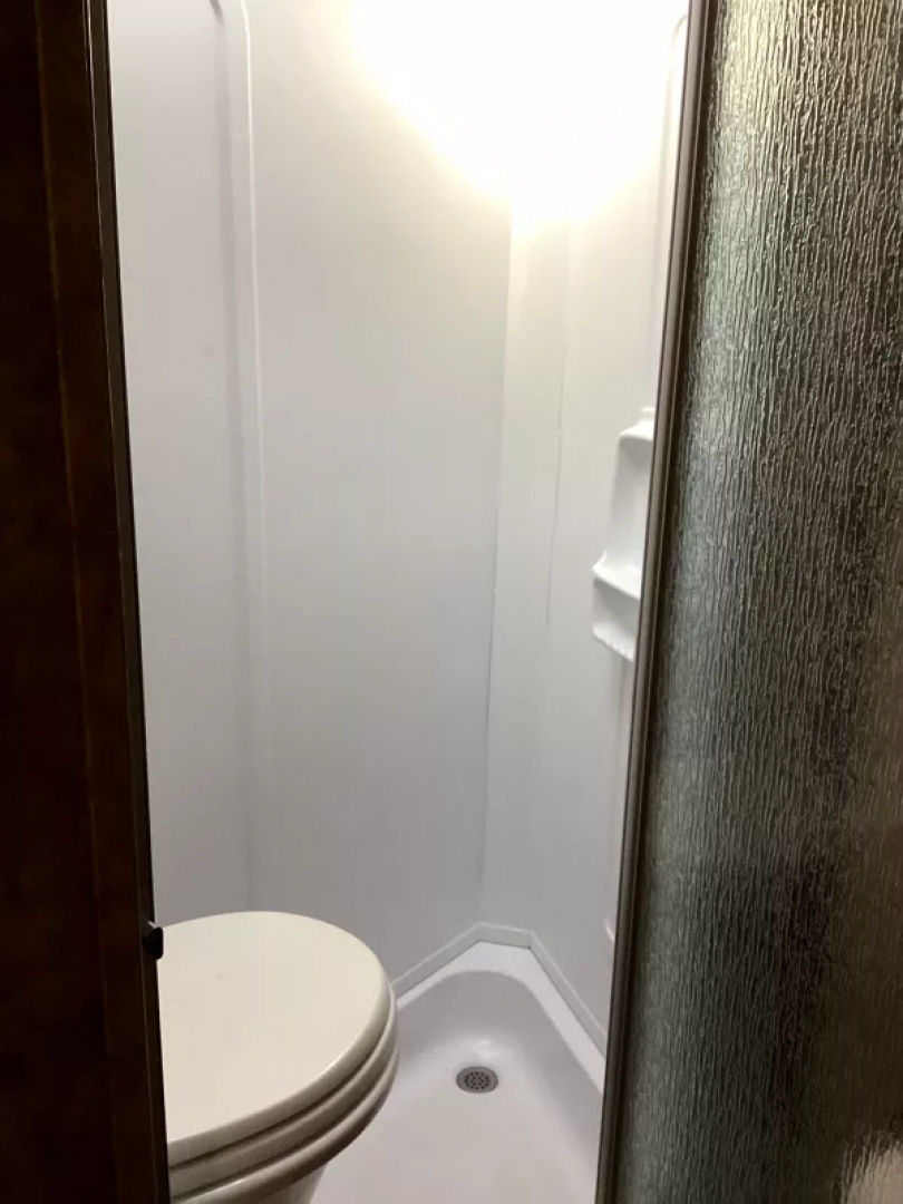 Used 2019 Exiss Escape 7204 - 4ft SW LQ Weekender 2 Horse Trailer - Ramp - Rear Tack-Elec Awning