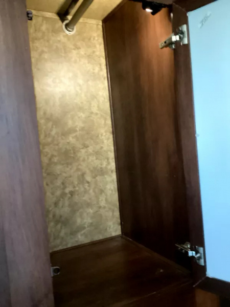 Used 2019 Exiss Escape 7204 - 4ft SW LQ Weekender 2 Horse Trailer - Ramp - Rear Tack-Elec Awning