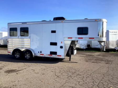 Used 2019 Exiss Escape 7204 - 4ft SW LQ Weekender 2 Horse Trailer - Ramp - Rear Tack-Elec Awning