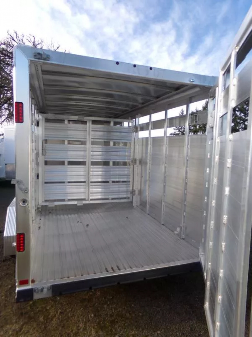 New 2026 Featherlite 8107 PERFECTFIT STOCK TRAILER- Center Gate w/ slider- Full swing rear gate-24'' gravel guard