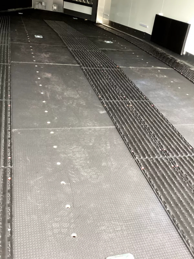 New 2026 Trails West 28ft. Snowmobile Trailer - Altitude package - Track melt Heater - Charcoal w/ black cove - Power rear ramp