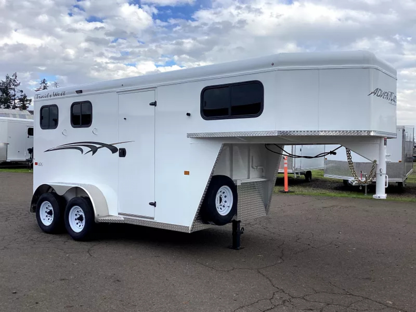 New 2026 Trails West Adventure MX 2 Horse Trailer - Swing Out Saddle Rack - Water Tank
