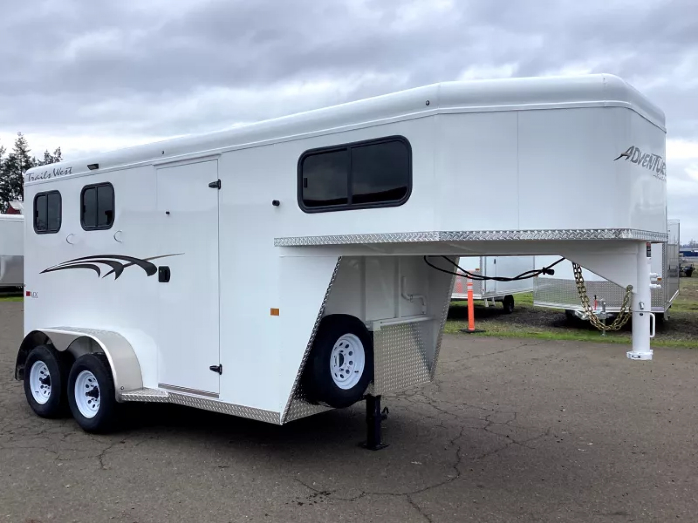 New 2026 Trails West Adventure MX 2 Horse Trailer - Swing Out Saddle Rack - Water Tank