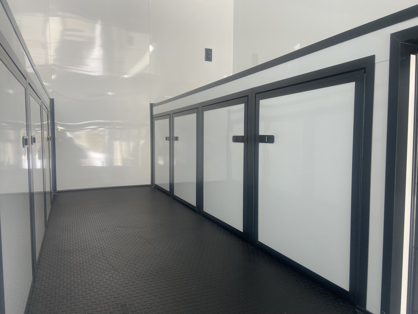 New United UATGN 8.5X40 Stacker