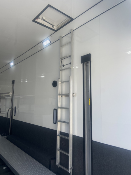 New United UATGN 8.5X40 Stacker