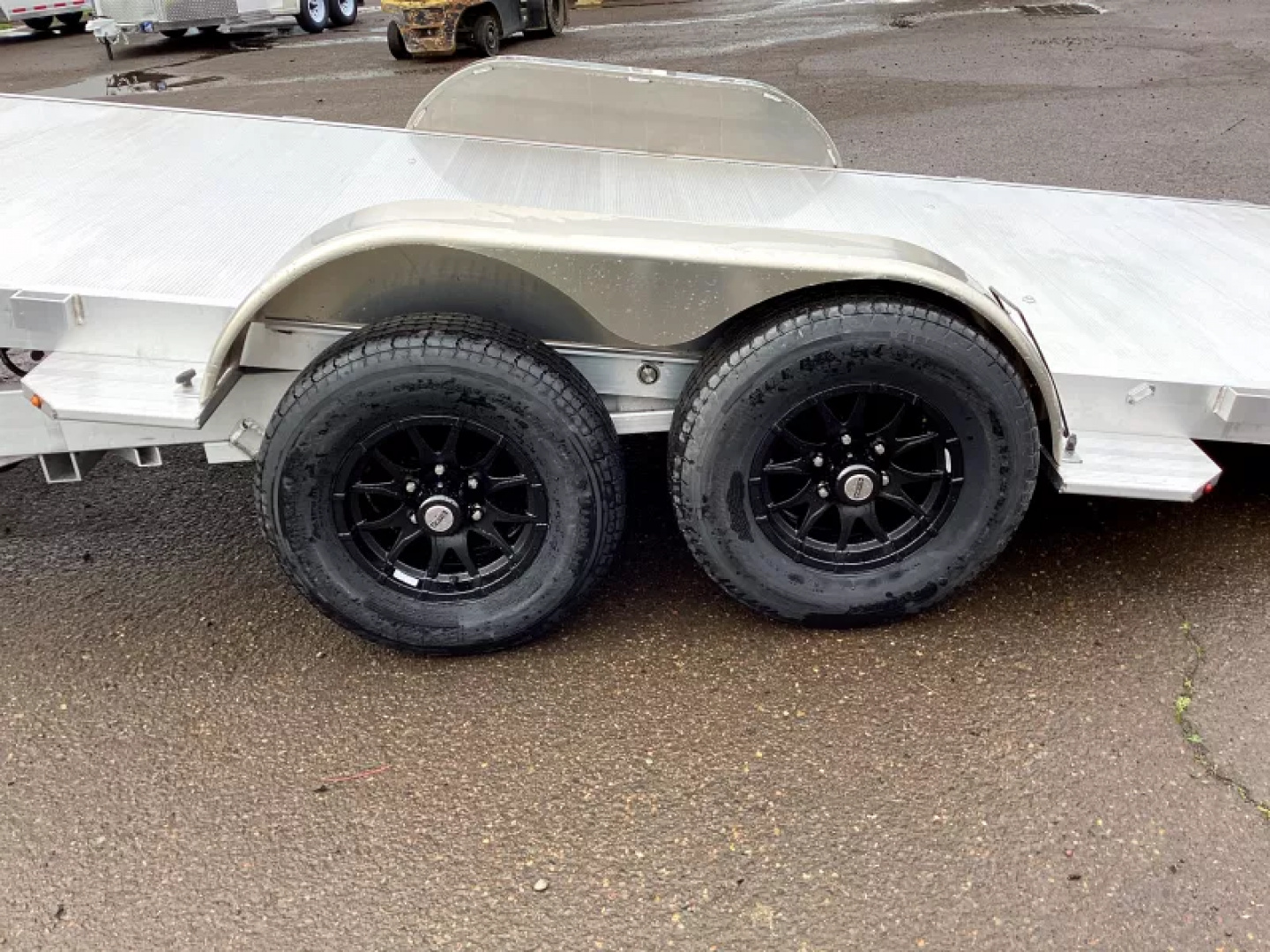 New 2027 Aluma 82"X18' Heavy Anniversary Tilt-Tandem Axle-Electric Brake-15" Alum Wheels