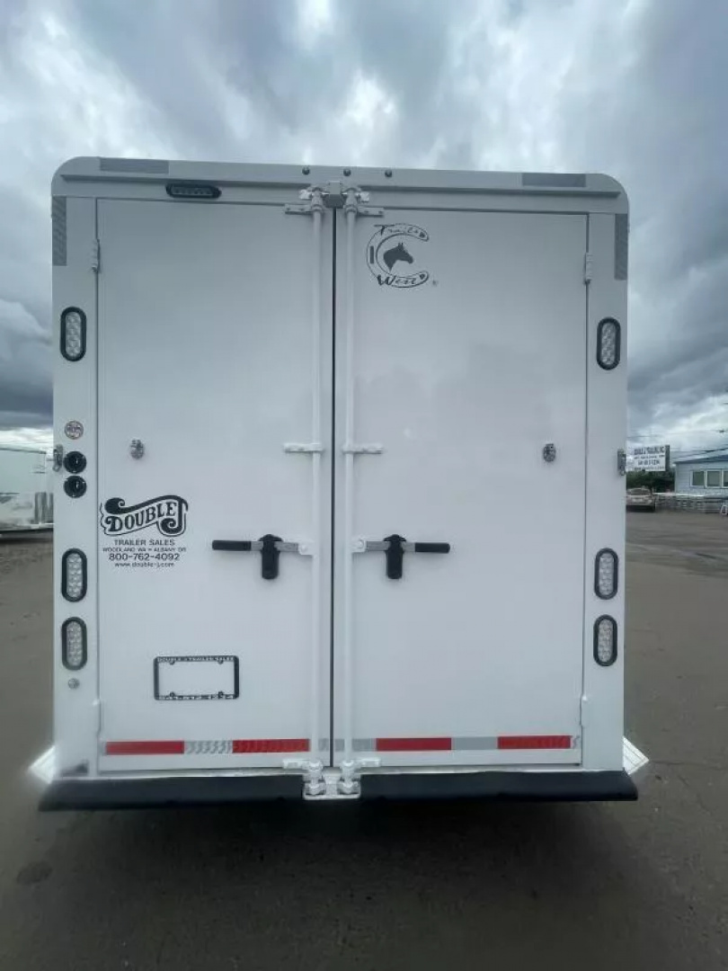 Used 2023 Trails West Classic 10x10 Living Quarters 3 Horse Trailer