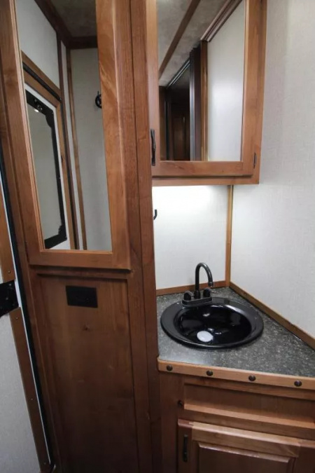 Used 2023 Trails West Classic 10x10 Living Quarters 3 Horse Trailer