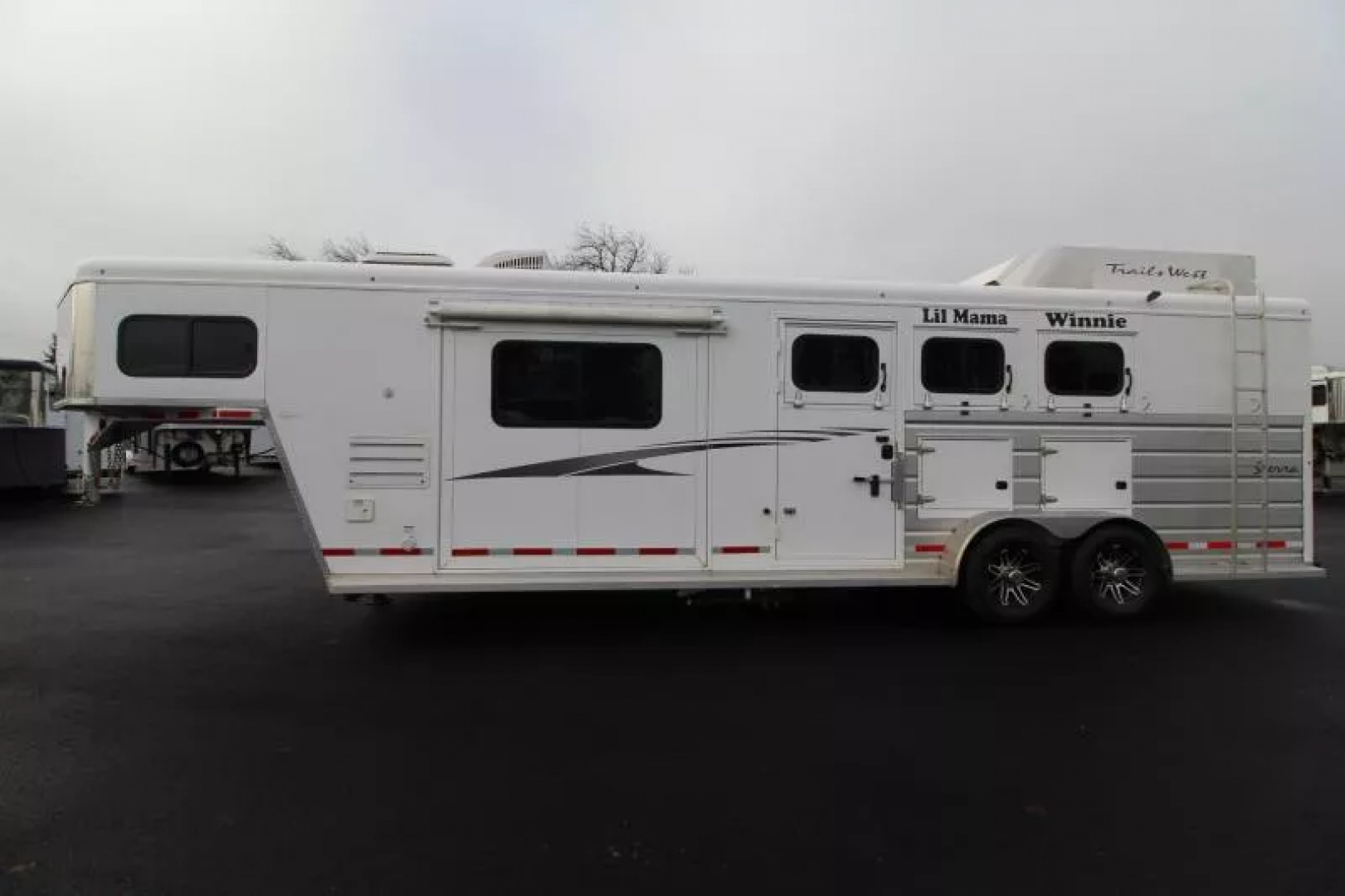 Used 2020 Trails West Sierra 10x15 LQ w/ Slide-out 3 Horse Trailer