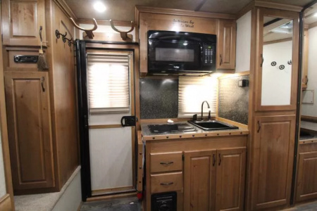 Used 2020 Trails West Sierra 10x15 LQ w/ Slide-out 3 Horse Trailer