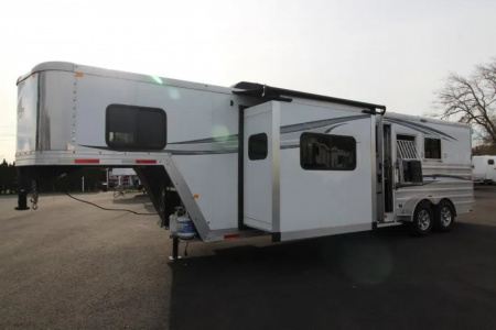 Used 2021 Merhow Next Gen 11' SW LQ w/ Slide Out -3 Horse Trailer - Stud Wall - Escape Door