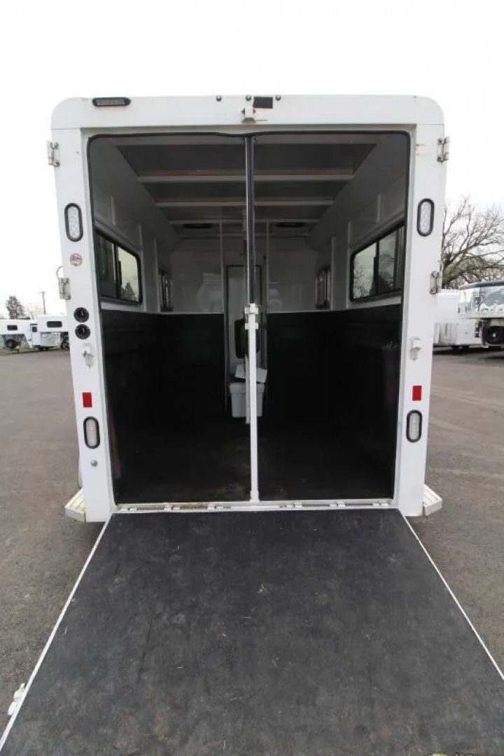 Used 2022 Trails West Royale SxST Warmblood 2 Horse Straight Load Trailer