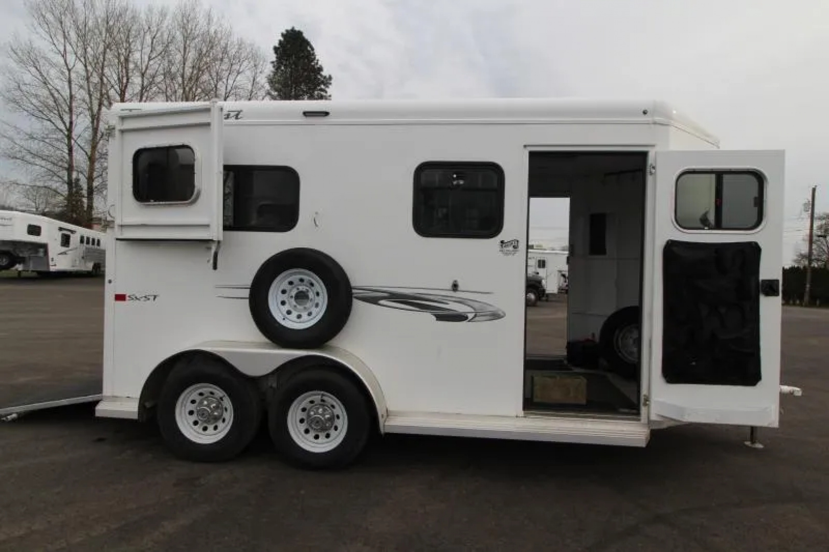 Used 2022 Trails West Royale SxST Warmblood 2 Horse Straight Load Trailer