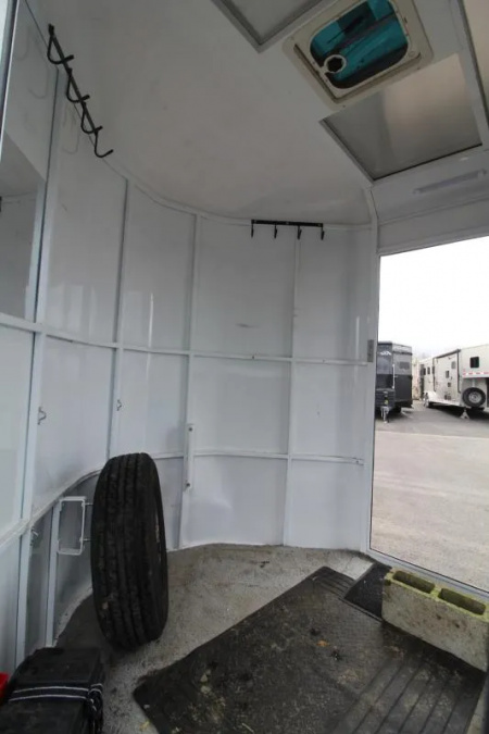 Used 2022 Trails West Royale SxST Warmblood 2 Horse Straight Load Trailer