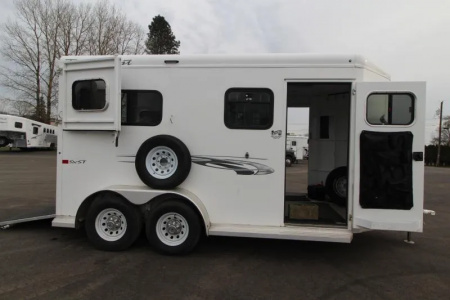 Used 2022 Trails West Royale SxST Warmblood 2 Horse Straight Load Trailer