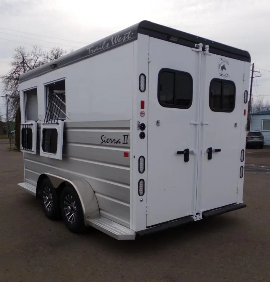 New 2026 Sierra II 2 Horse Bumper Pull Trailer-Extra Tall-Slant Load-Extruded Aluminum Exterior-Drop Down Feed Windows-Water Tank