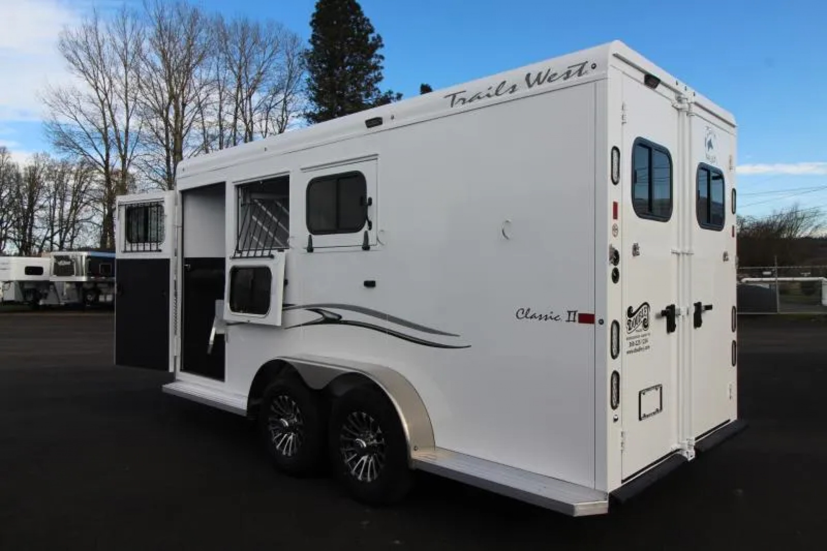 New 2026 Trails West Classic II Extra Tall 3 Horse Trailer w/ Escape Door