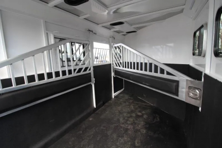 New 2026 Trails West Classic II Extra Tall 3 Horse Trailer w/ Escape Door