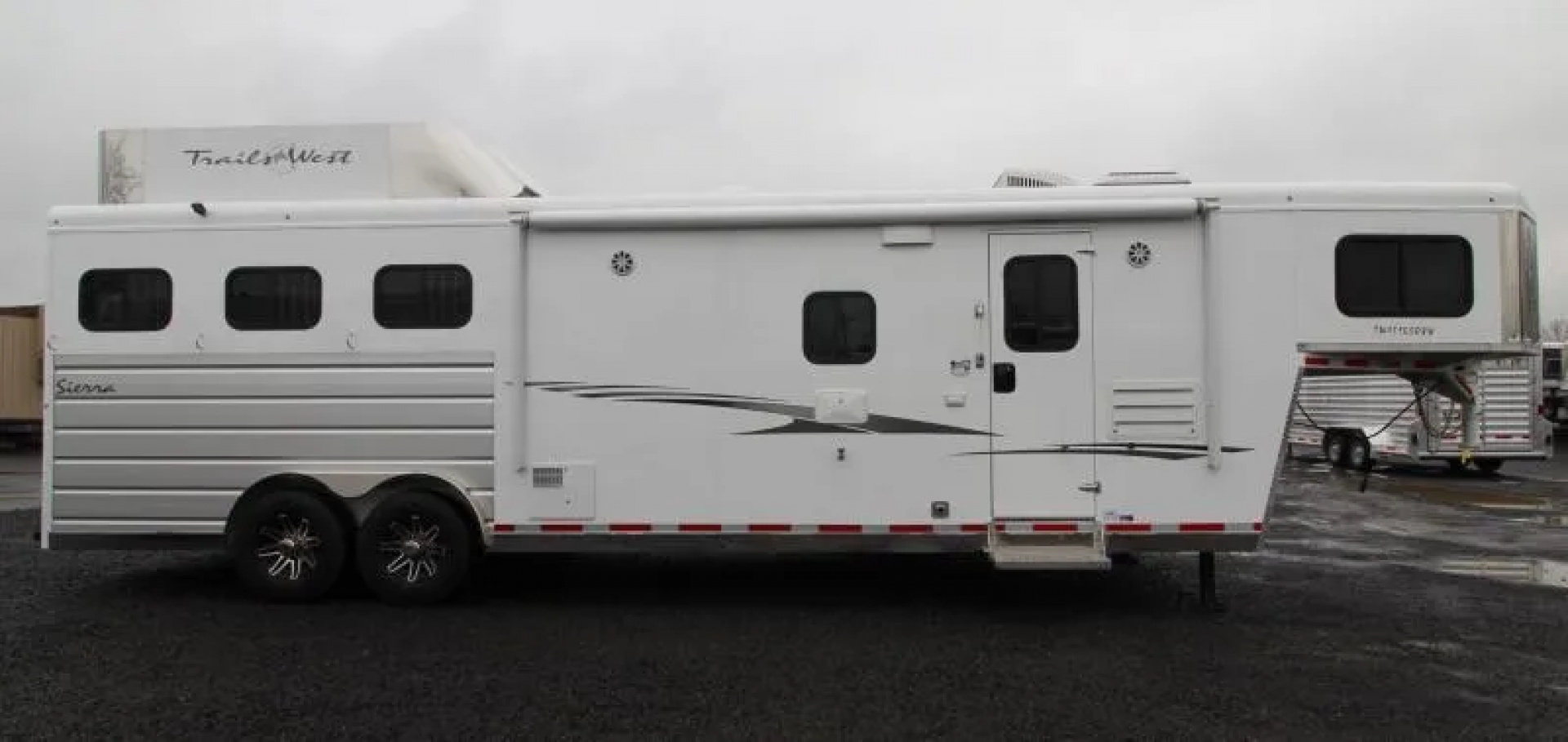 Used 2019 Trails West Sierra 11x15 w/ Slide out 3 Horse Trailer