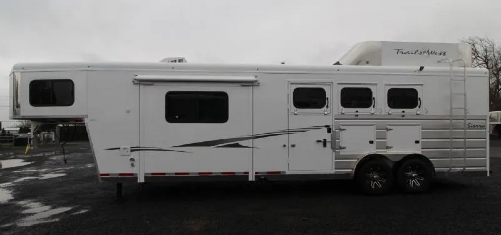 Used 2019 Trails West Sierra 11x15 w/ Slide out 3 Horse Trailer