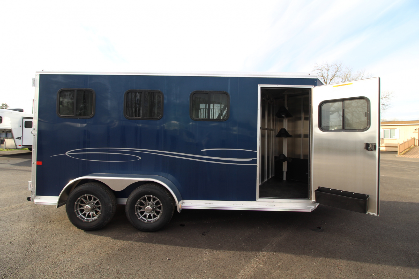 New 2026 Frontier Strider 3 Horse Aluminum Trailer