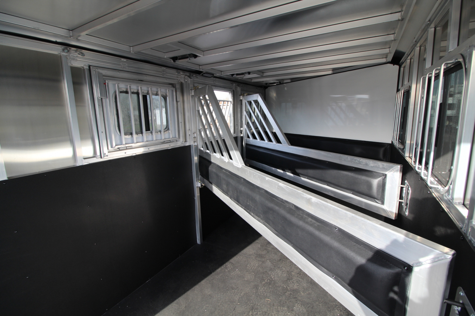 New 2026 Frontier Strider 3 Horse Aluminum Trailer