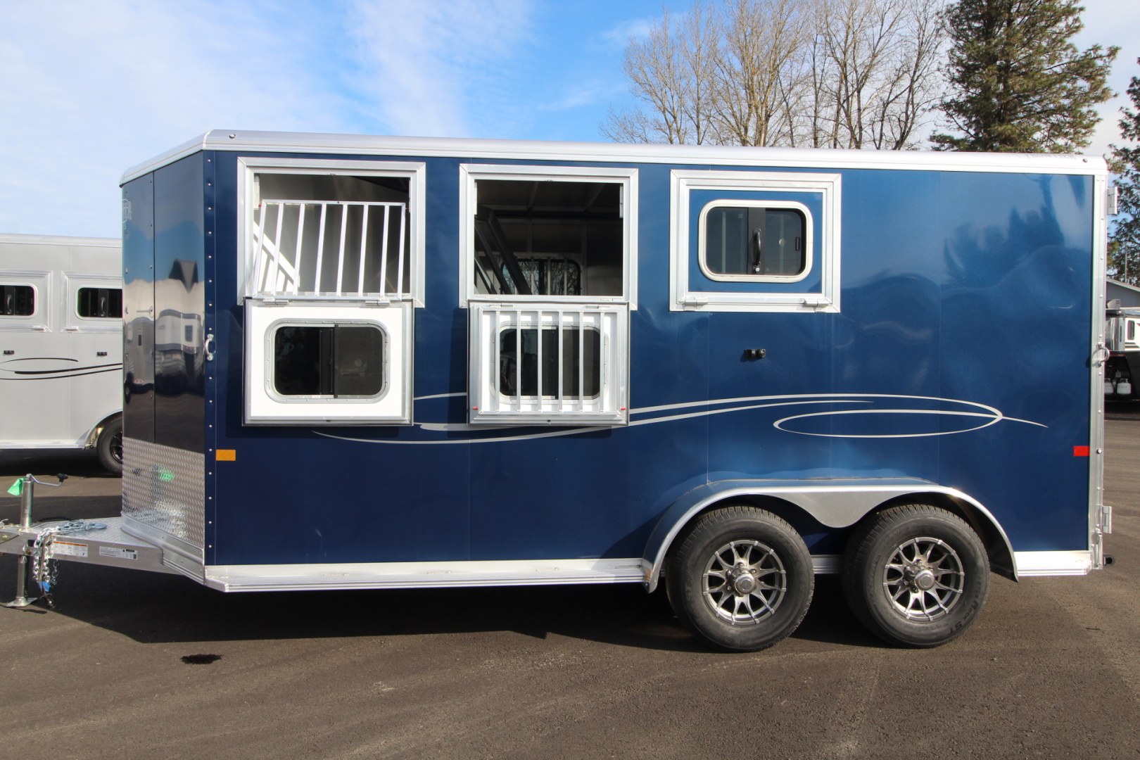 New 2026 Frontier Strider 3 Horse Aluminum Trailer