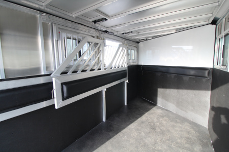 New 2026 Frontier Strider 3 Horse Aluminum Trailer