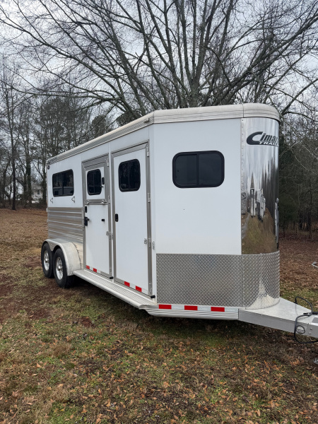 Consignment 2018 Cimarron Trailers Norstar NS2BT XL Horse Trailer