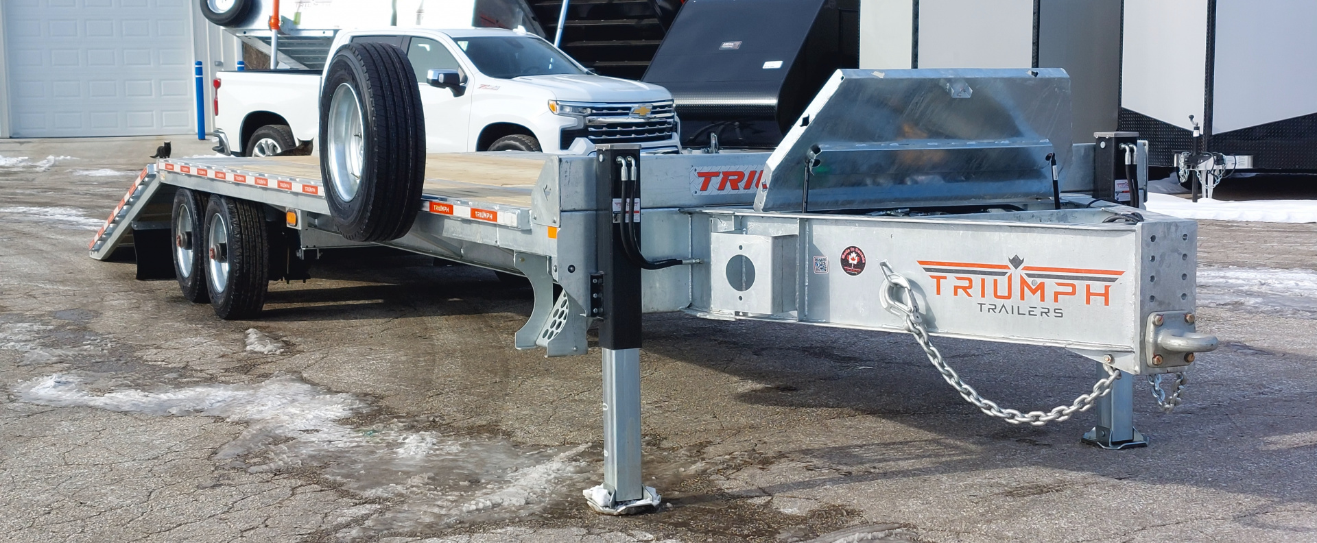 New 102X22+10' HYDRAULIC BEAVERTAIL DECKOVER GALVANIZED 12K AXLES HYDRAULIC JACKS TRIUMPH
