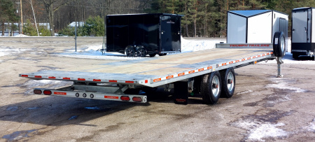 New 102X22+10' HYDRAULIC BEAVERTAIL DECKOVER GALVANIZED 12K AXLES HYDRAULIC JACKS TRIUMPH