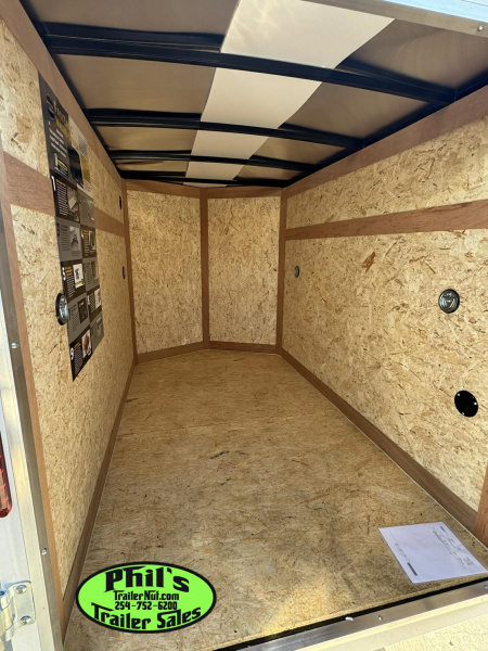 New 5x8 + V Nose Wells Cargo Fast Trac DELUX Cargo / Enclosed Trailer 5'6'' INTERIOR