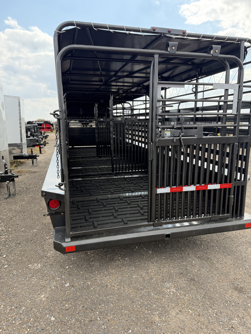 New 2026 Delco Trailers 6.8x28ft Gooseneck Livestock Stock Trailer