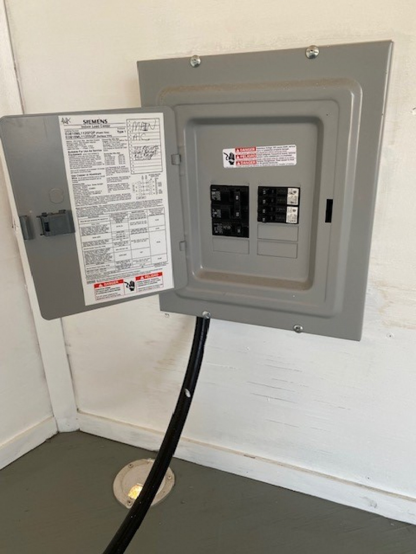 Used 2018 Lark 8.5 x 24 VN Cargo / Enclosed Trailer