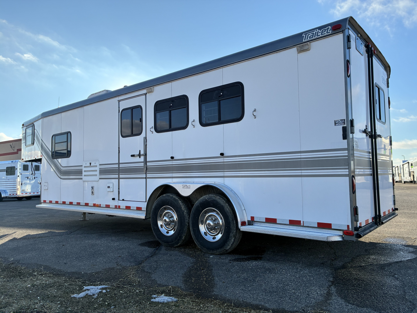 Used 2003 Trail-ET 3H Horse Trailer
