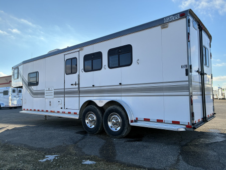 Used 2003 Trail-ET 3H Horse Trailer