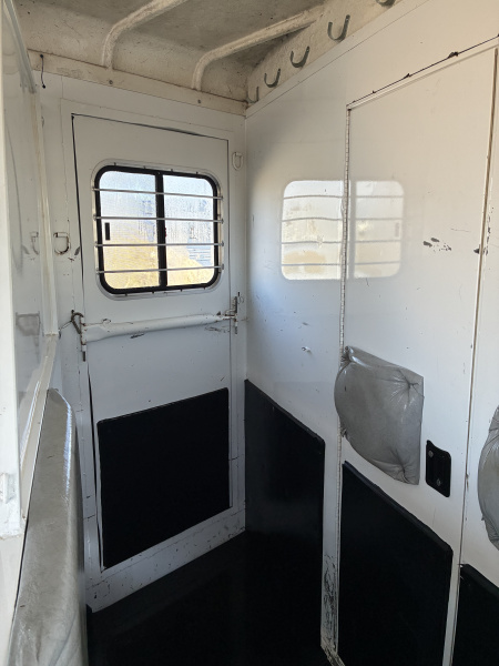 Used 2003 Trail-ET 3H Horse Trailer