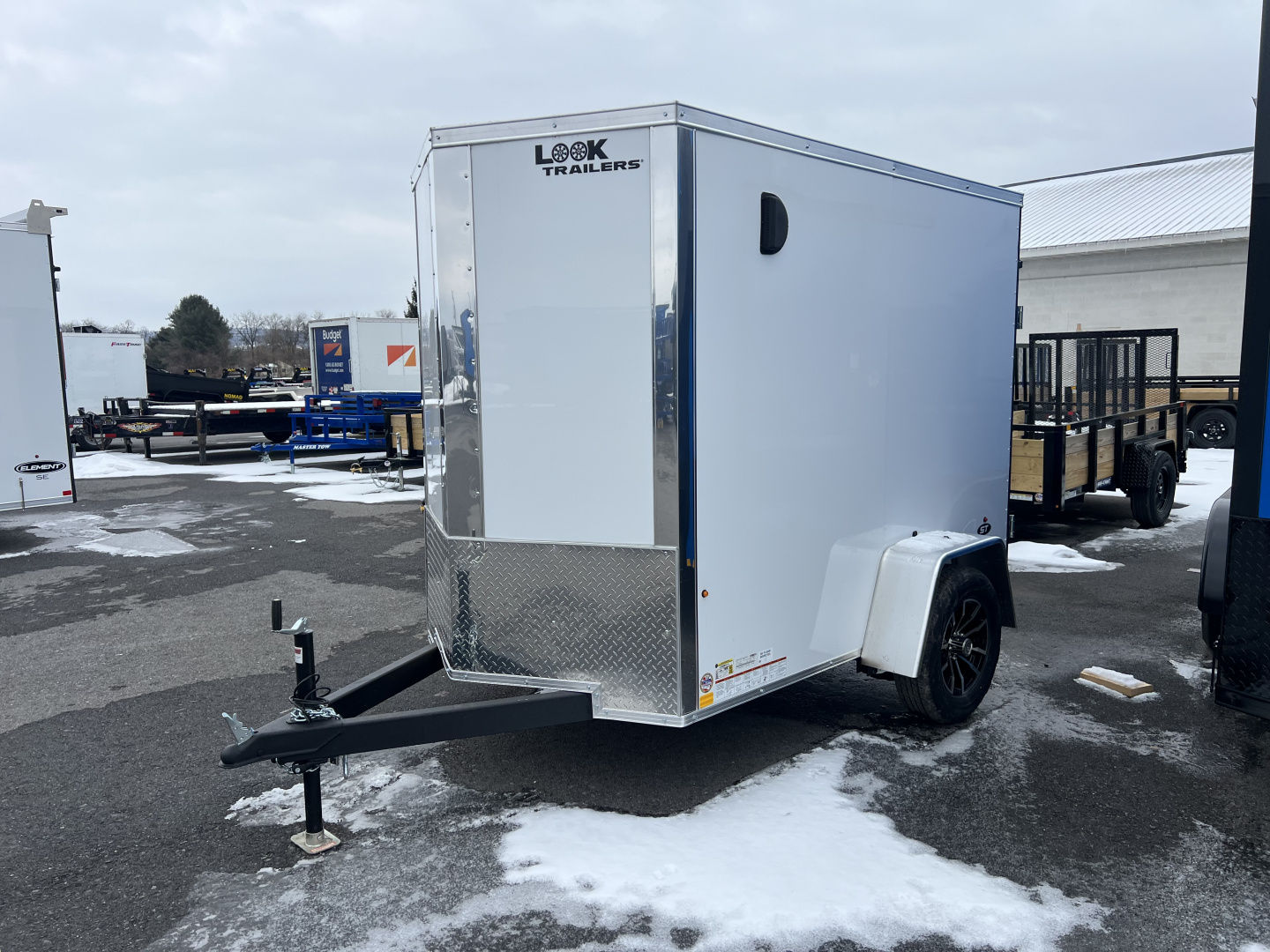 New 2026 Look Trailers 5X8 3K ST-DLX RAMP DOOR Cargo / Enclosed Trailer