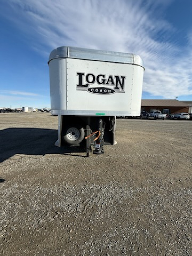 Used 2022 Logan Coach Bullseye 3H GN Horse Trailer