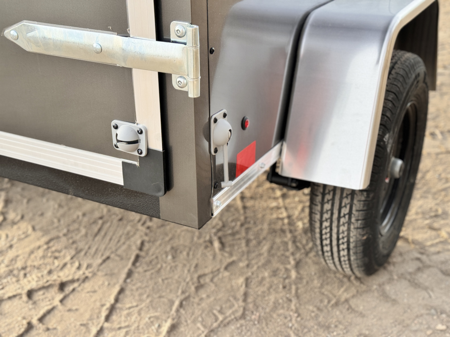 New 2026 Cross Trailers 4-6-1V enclosed