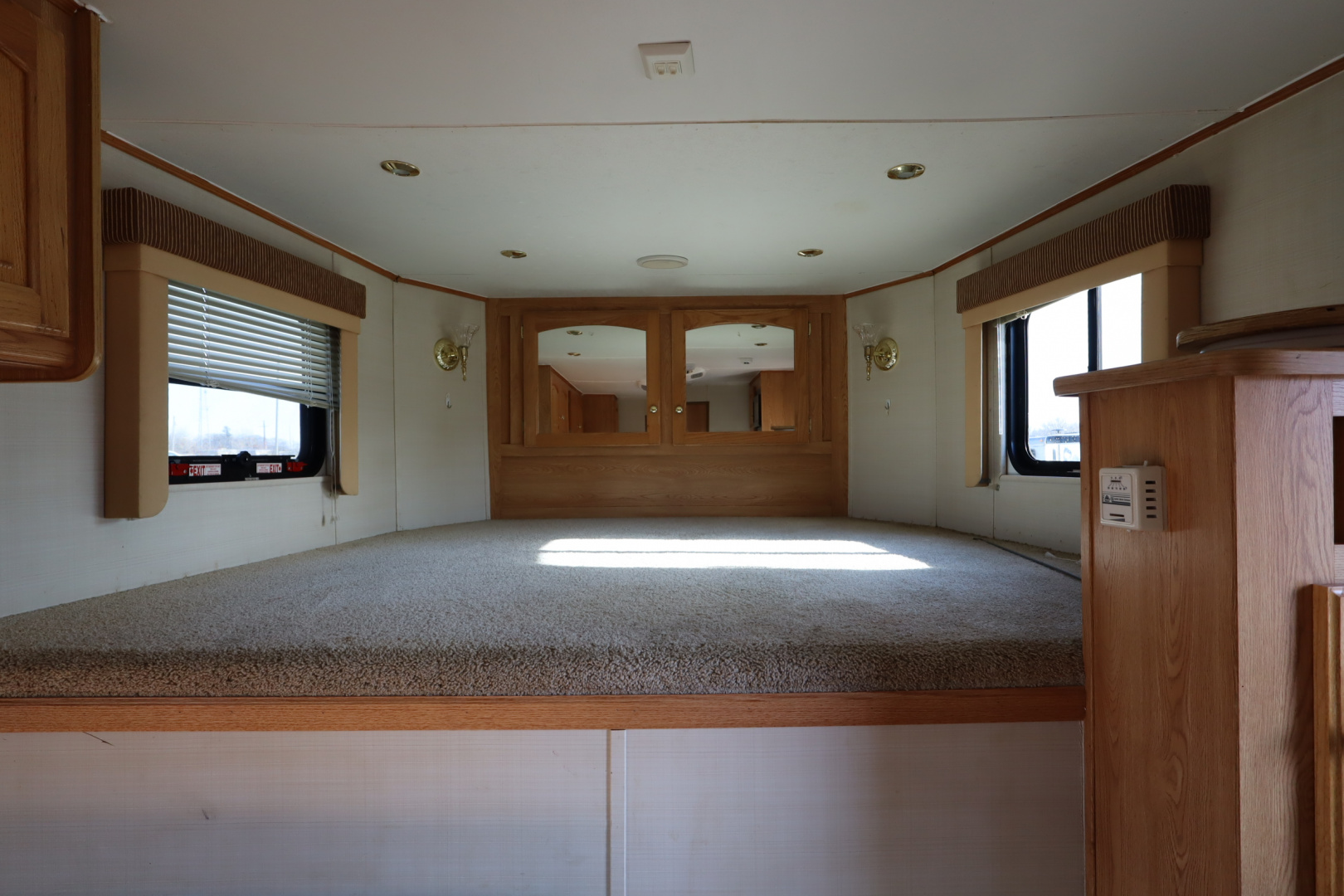 Used 2003 Bison Trailers 3 Horse LQ Horse Trailer