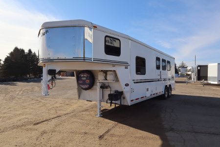 Used 2003 Bison Trailers 3 Horse LQ Horse Trailer