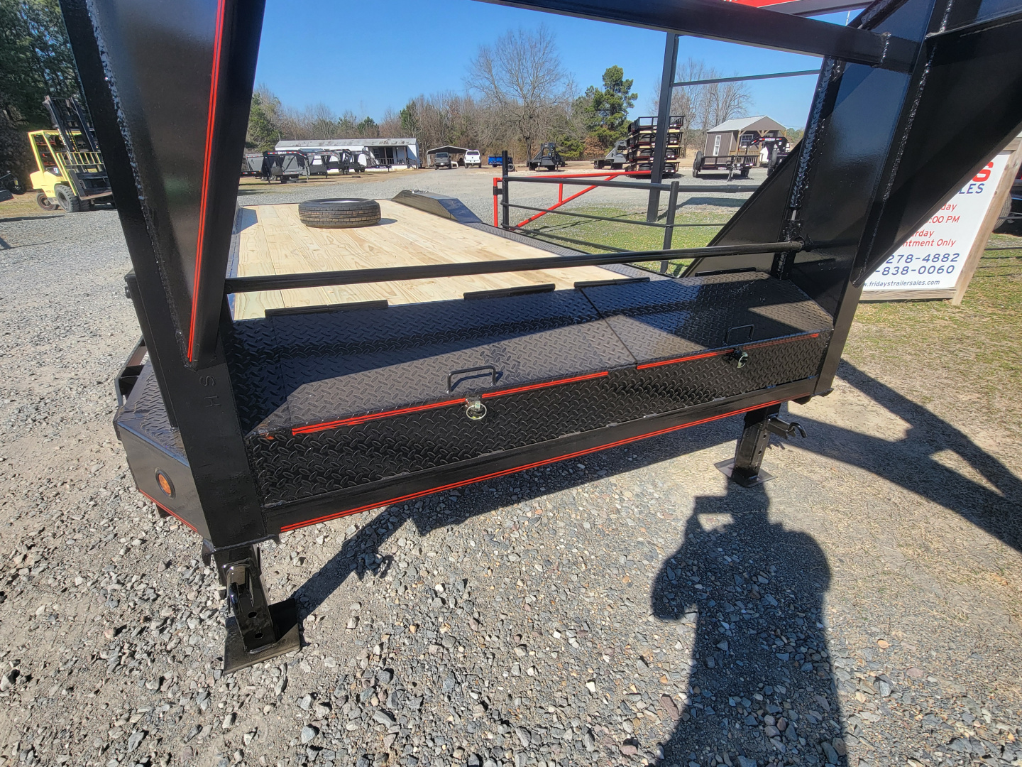 New 2026 Double A 26'x102" Gooseneck with Drive Over Fenders