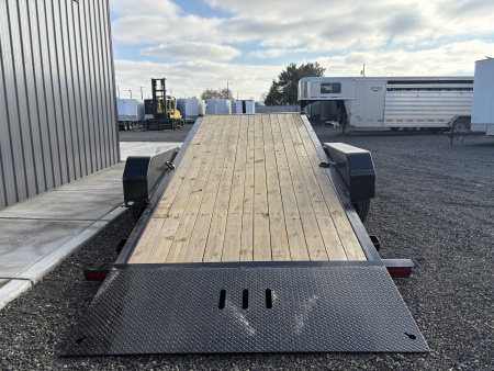 New 7X22 TA 17.6K Sure-Trac Equipment Tilt