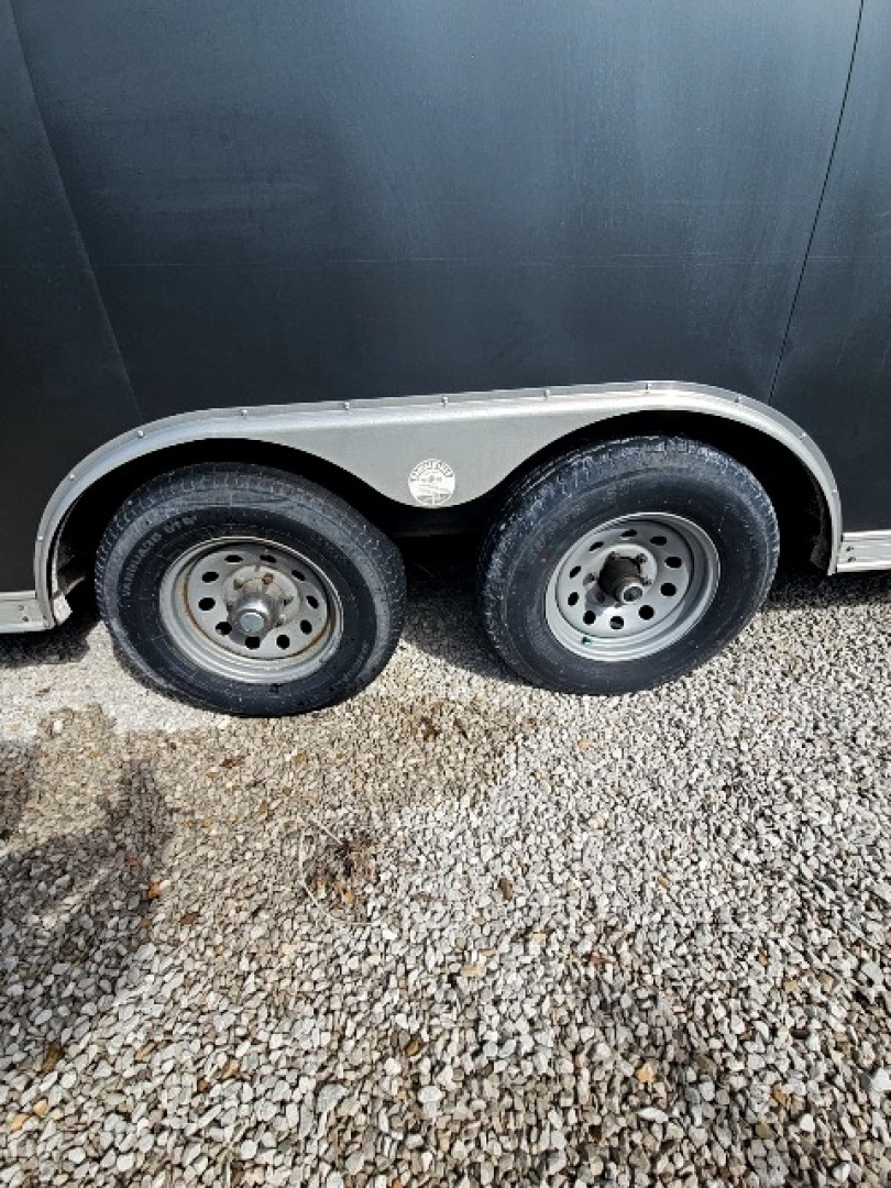 Used 2014 United Trailers 8.5x24 10K Enclosed Car / Racing Trailer