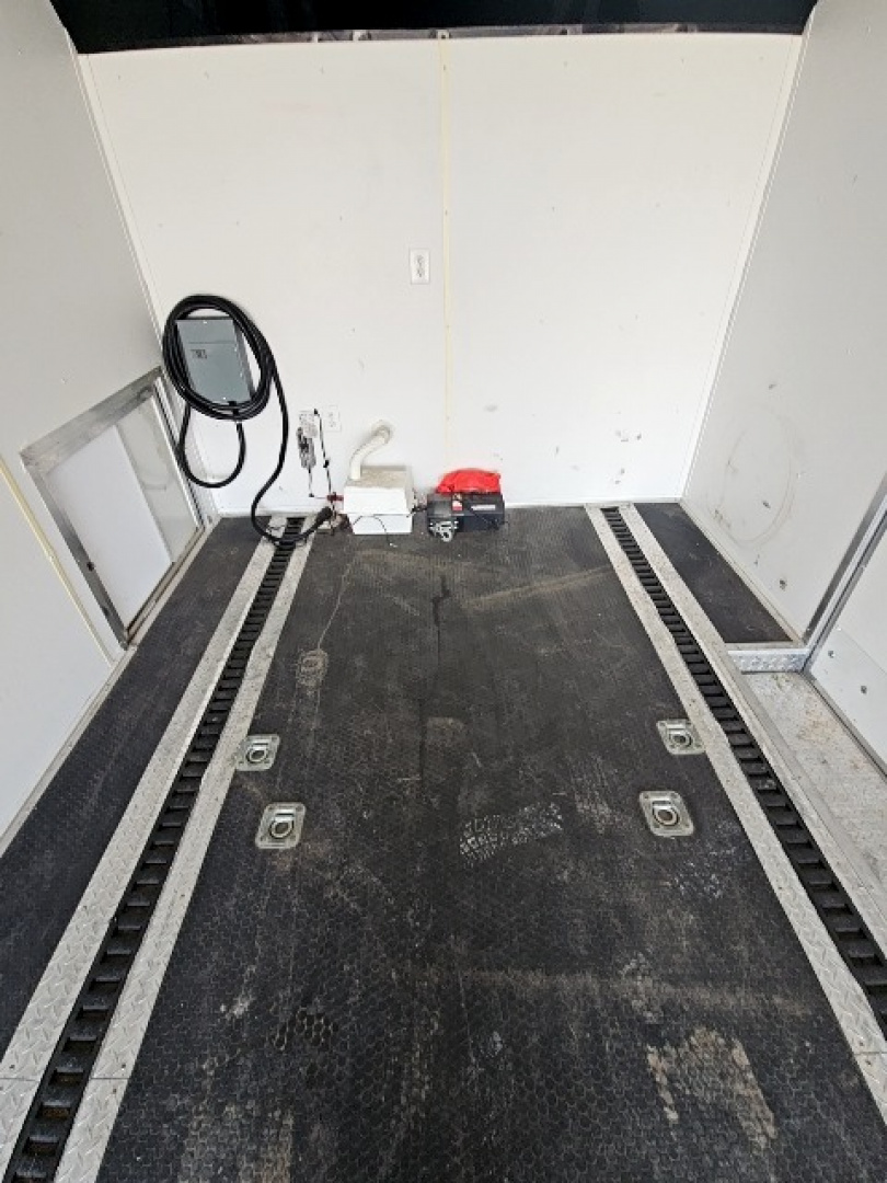 Used 2014 United Trailers 8.5x24 10K Enclosed Car / Racing Trailer