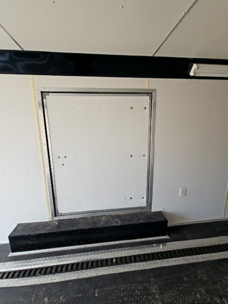 Used 2014 United Trailers 8.5x24 10K Enclosed Car / Racing Trailer